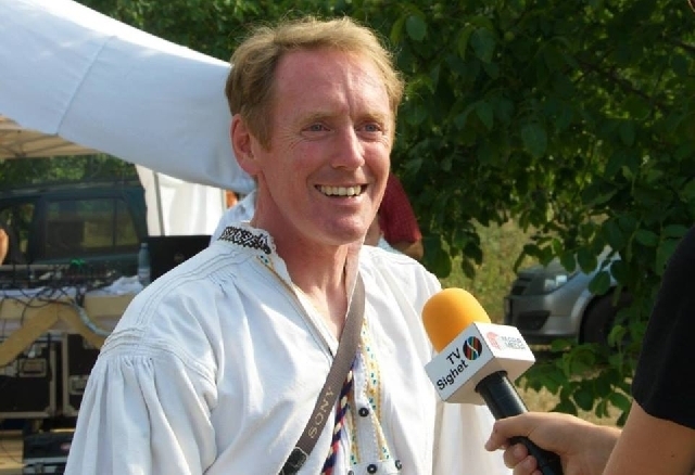 PETER HURLEY – un irlandez ne prezintă ROMÂNIA CREȘTINĂ. Un minunat film documentar despre tradiție, omenie, dar mai ales despre Credință