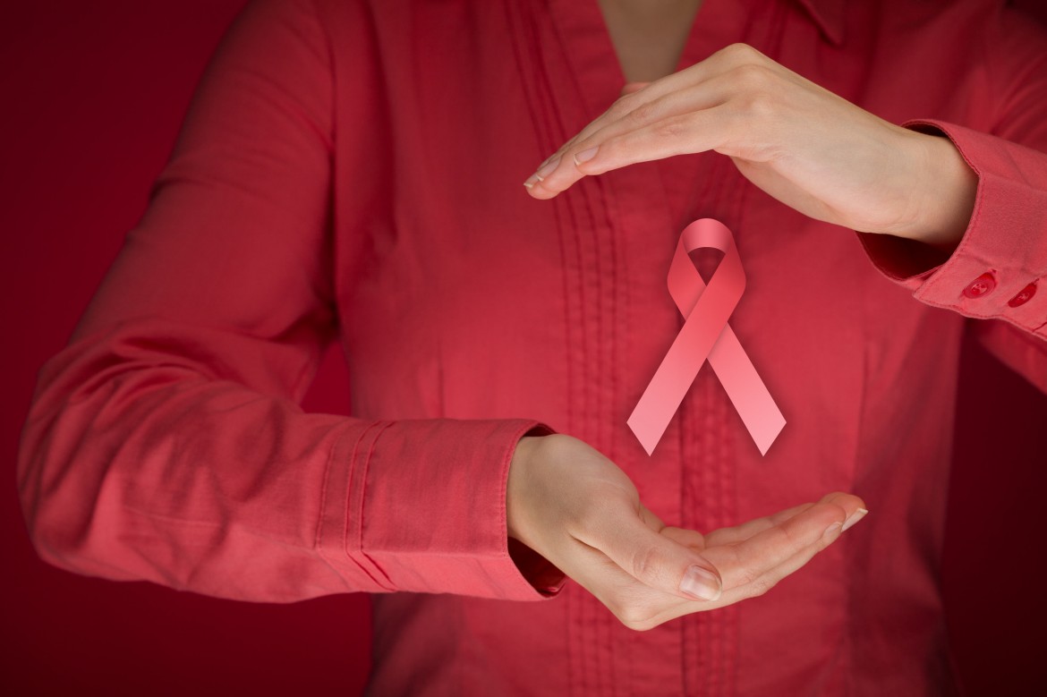 Obiceiuri aparent banale care îți cresc riscul de cancer la sân